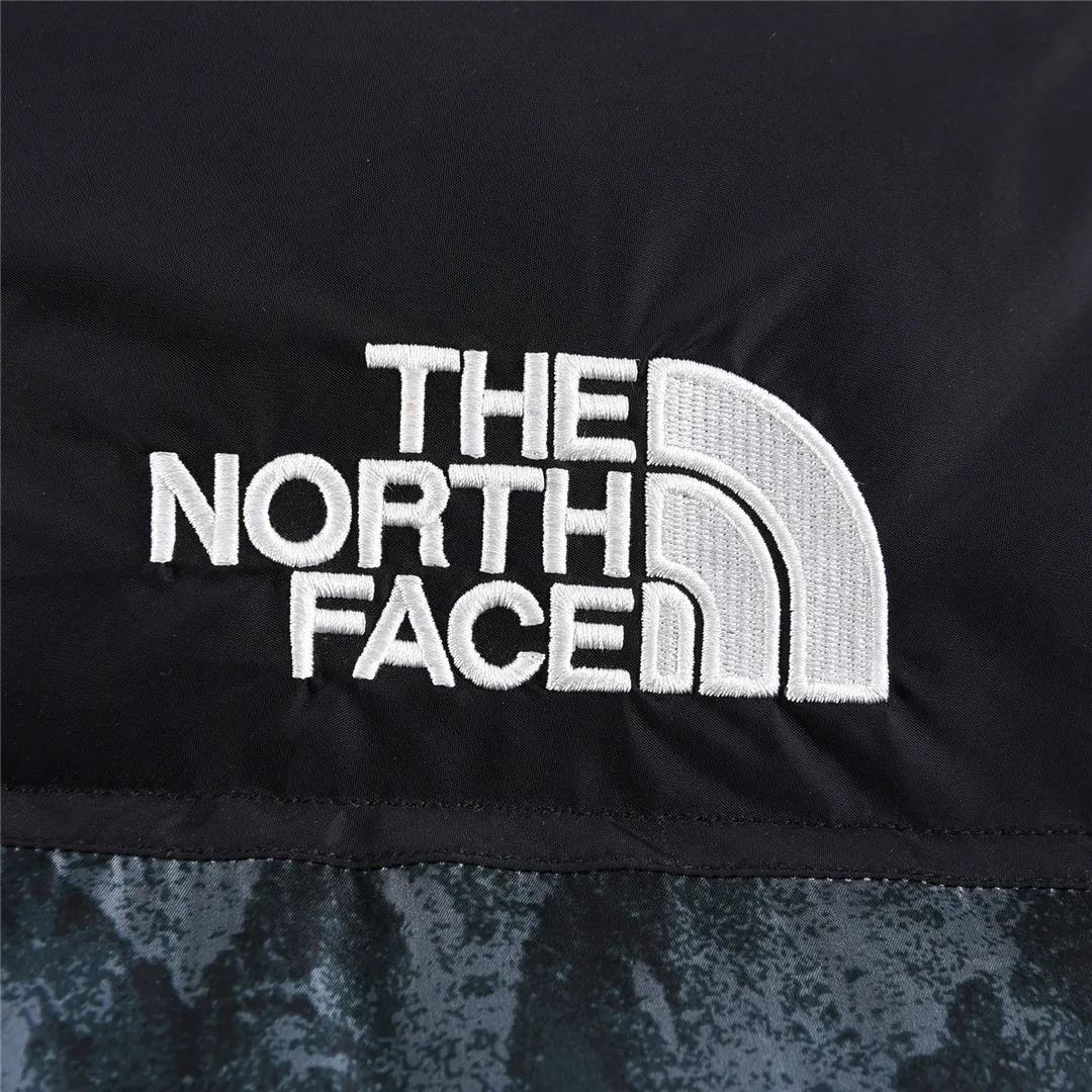 NFC The North Face/ 96 Classic ： S+The North Face" 、 。 The North Face" 。The North Face。 。 , 。The North Face" , Yosemite Half Dome, 。 ： ：RDS Quality 700 ： ：YKK ISO 9000Quality ZP ：340TPremium ： ， ， Lightweight 。 Size：S-XXL